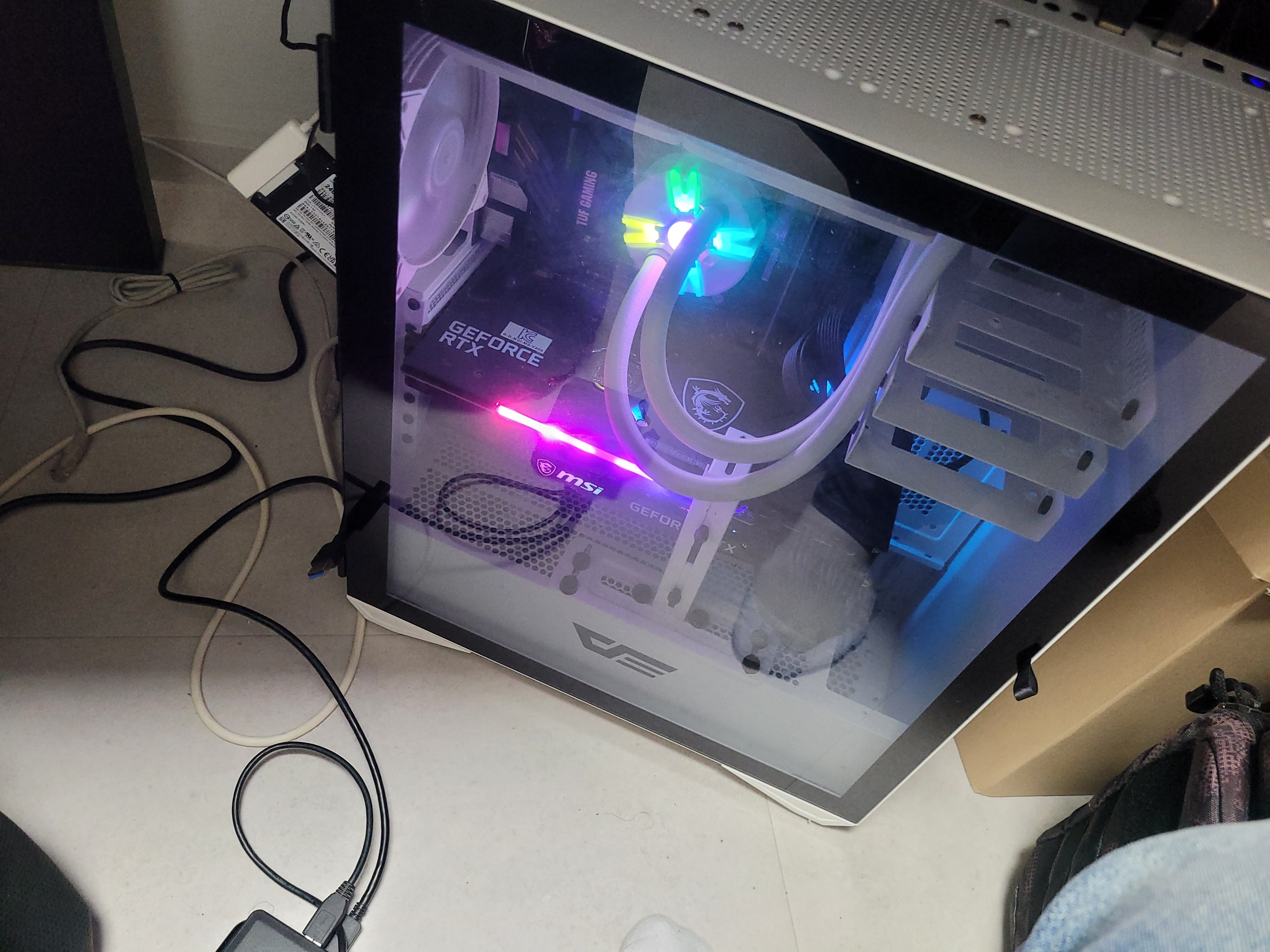 설치 후 프로그램과 점검 도구를 실행한 화면